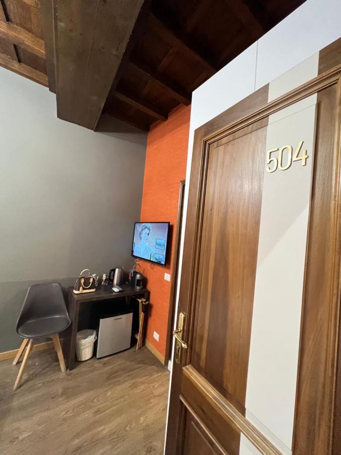 Dimora Frattina Hotel Rome Exterior photo